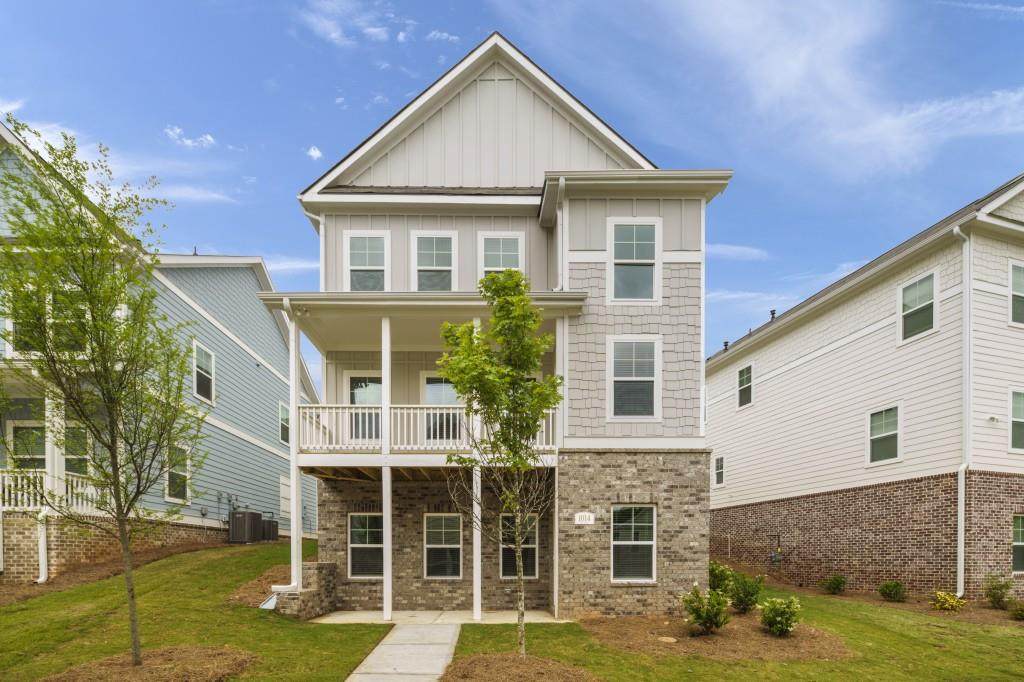 1014 Shy Lane - Photo 1