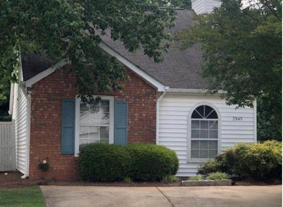 3949 White Owl Court - Photo 1