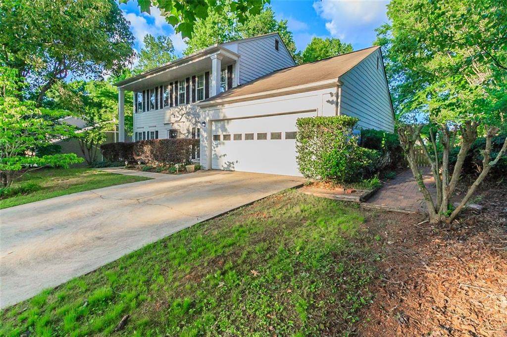 1562 Hascall Drive - Photo 1