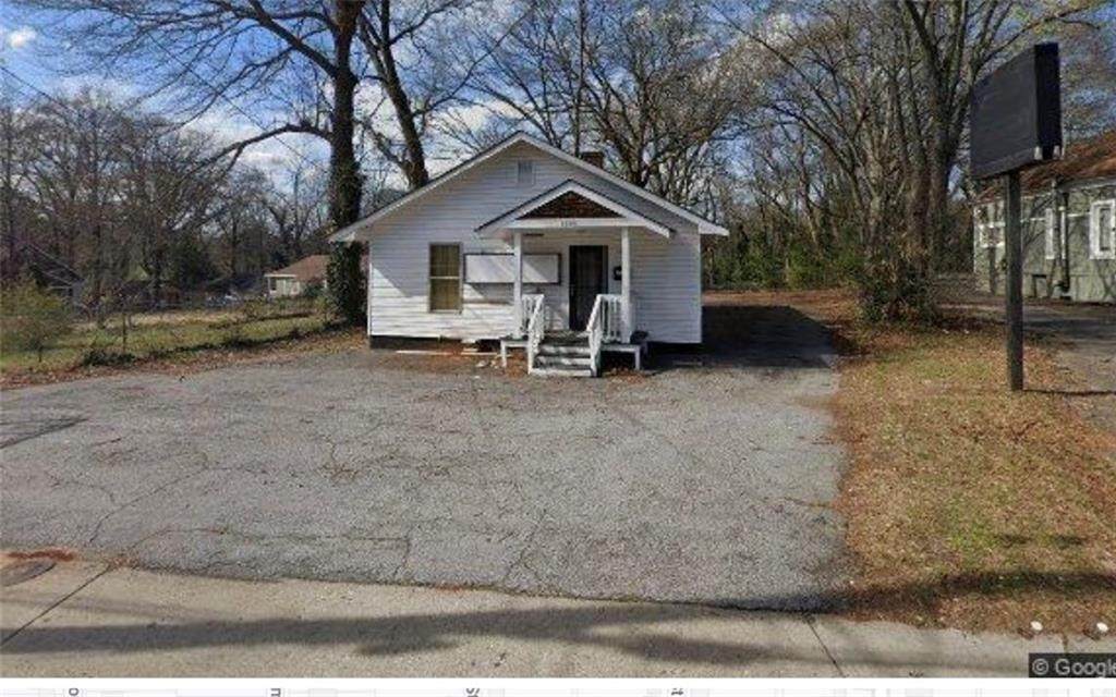 1909 Washington Rd - Photo 1