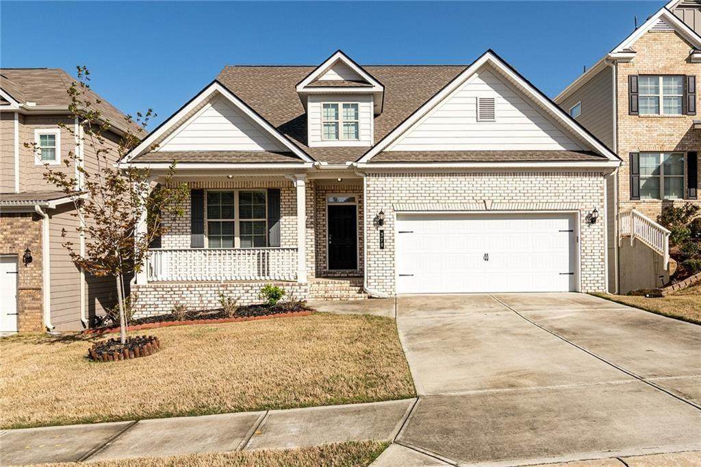 370 Broadmoor Drive - Photo 1
