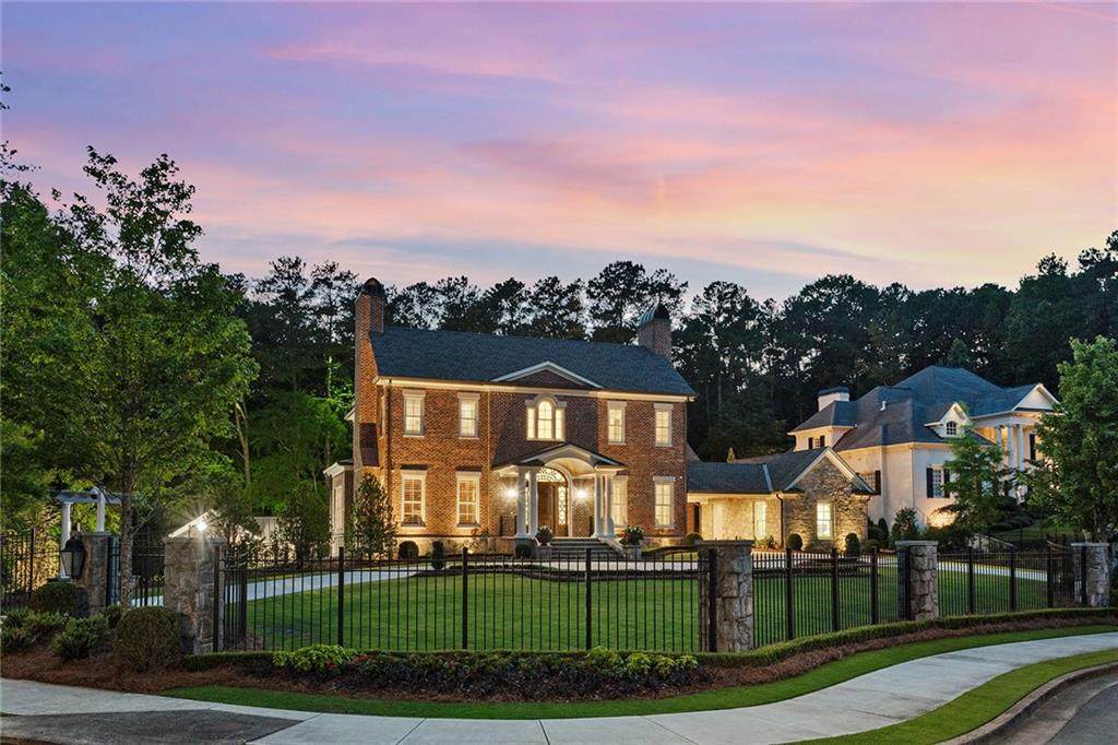 513 Kent Terrace - Photo 1