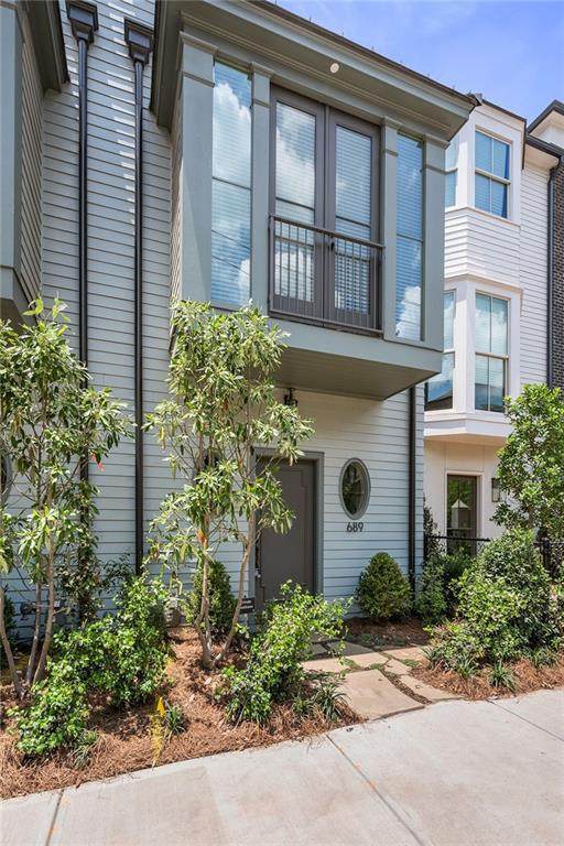 689 Fraser Street - Photo 1