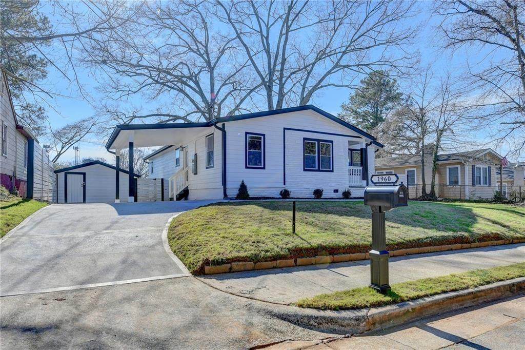 1960 John Calvin Avenue - Photo 1