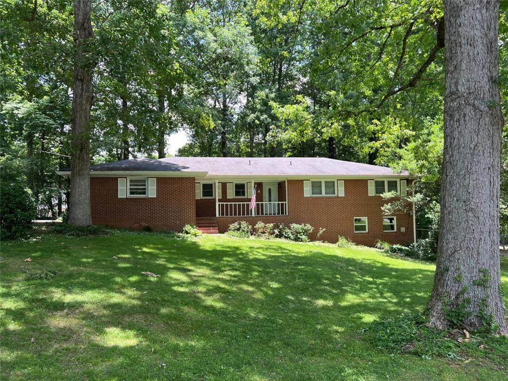 3170 Douglas Lane - Photo 1