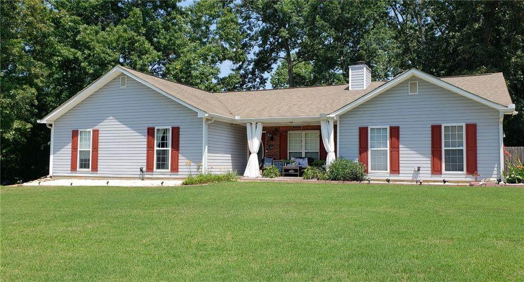 414 Charesa Lane - Photo 1