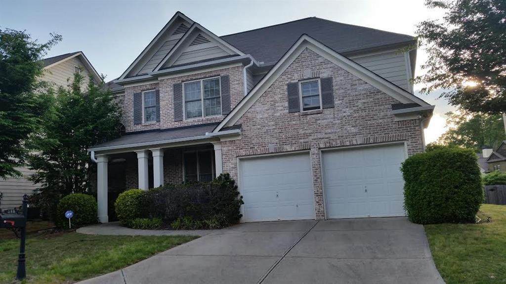 388 Cherry Tree Ln Ne - Photo 1
