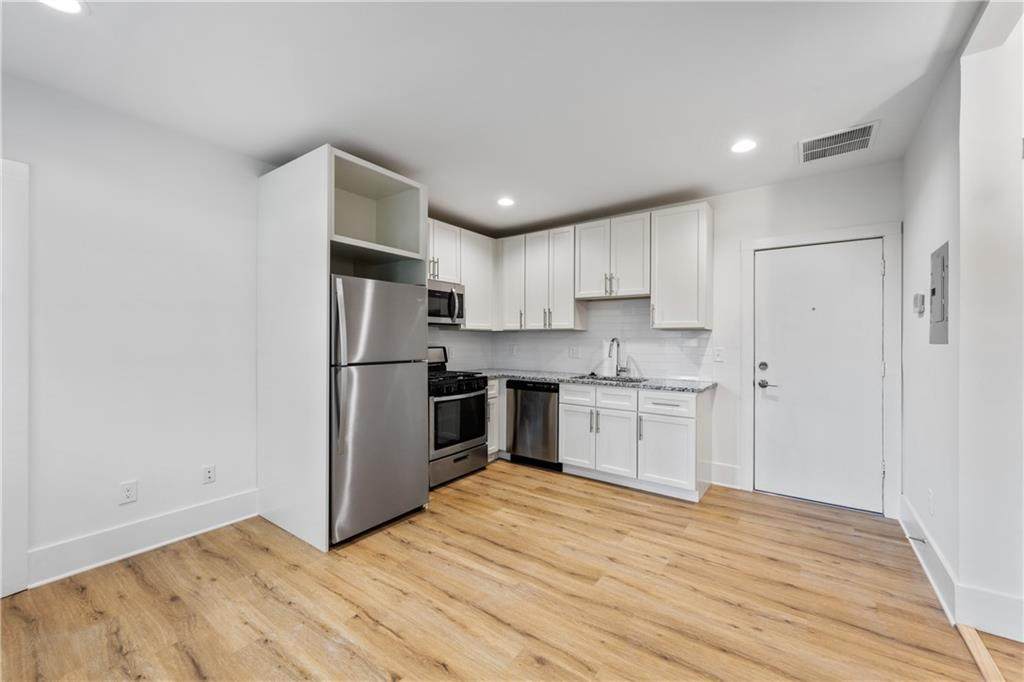 647 Lawton Street - Photo 1