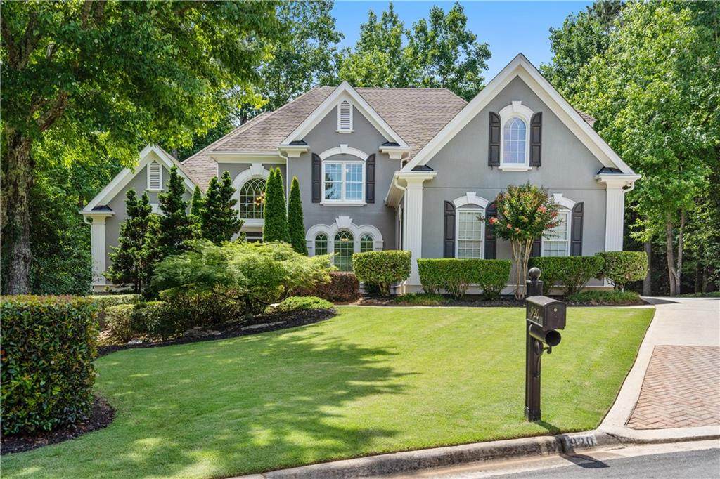 920 Newport Court - Photo 1