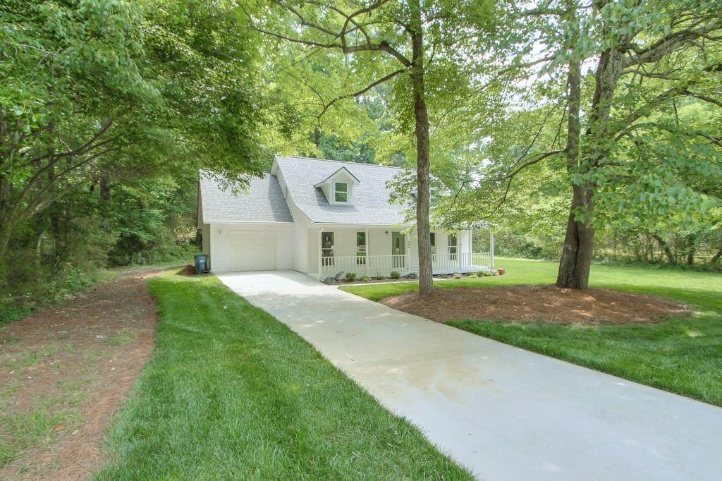 205 Mayfield Circle - Photo 1