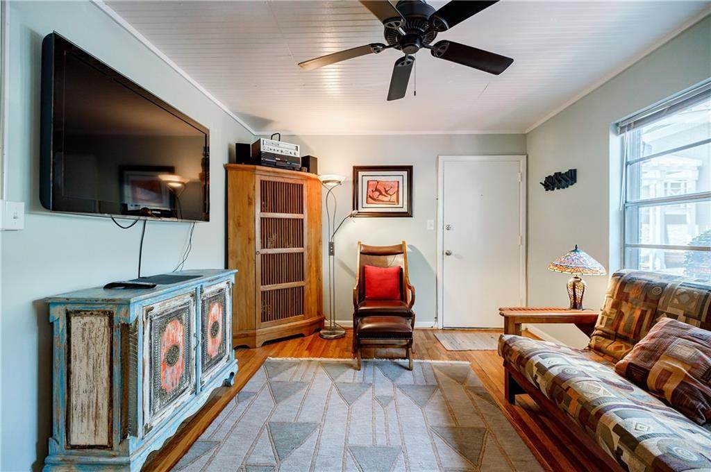 812 Piedmont Avenue - Photo 1