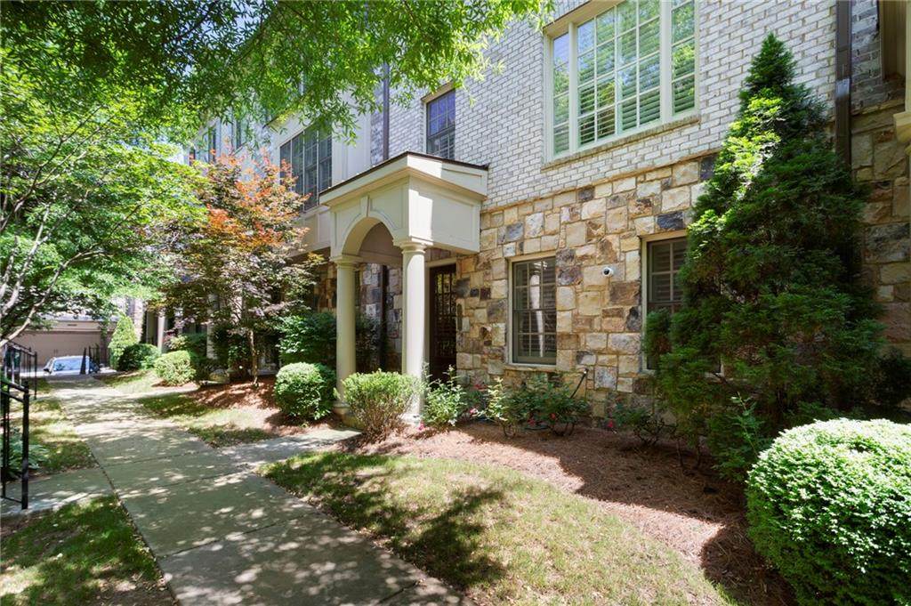 3676 Brookhaven Manor Crossing - Photo 1