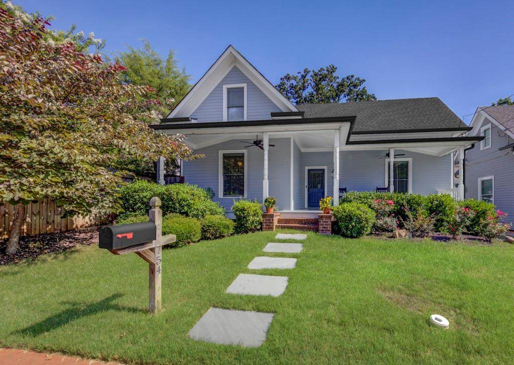 754 Kirkwood Avenue - Photo 1