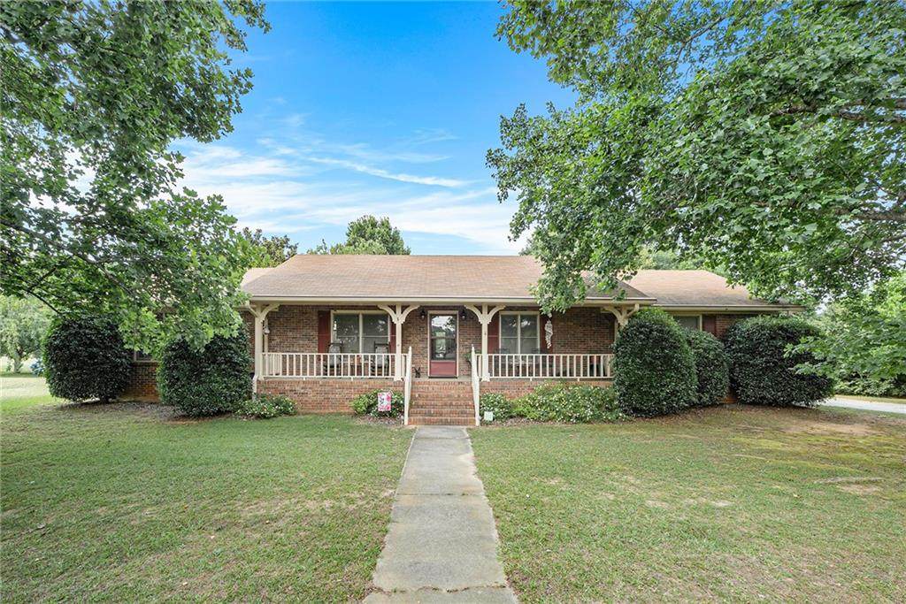 1389 Highway 81 - Photo 1