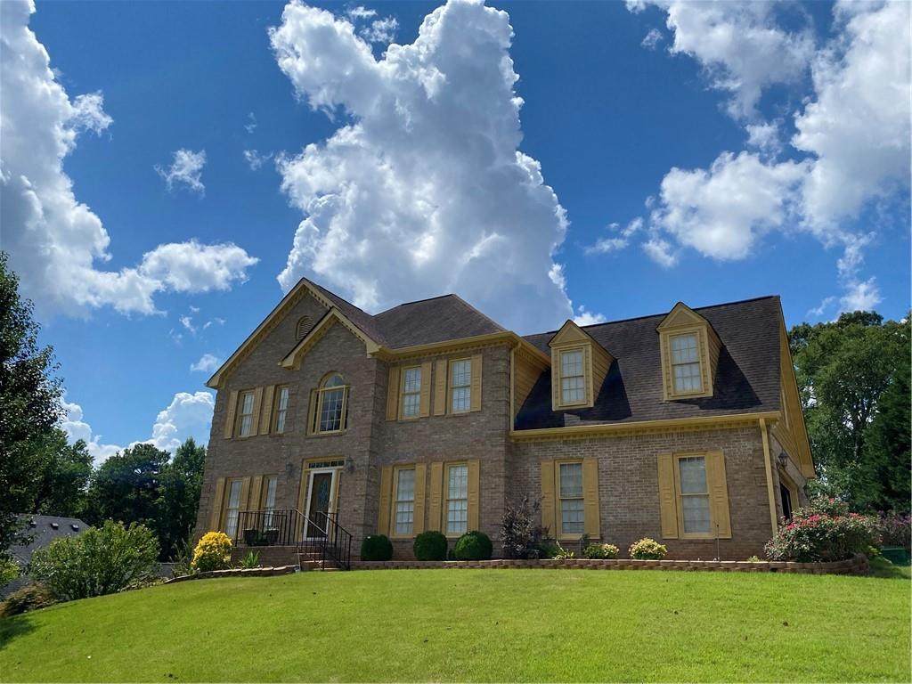 3158 Robinwood Trail - Photo 1