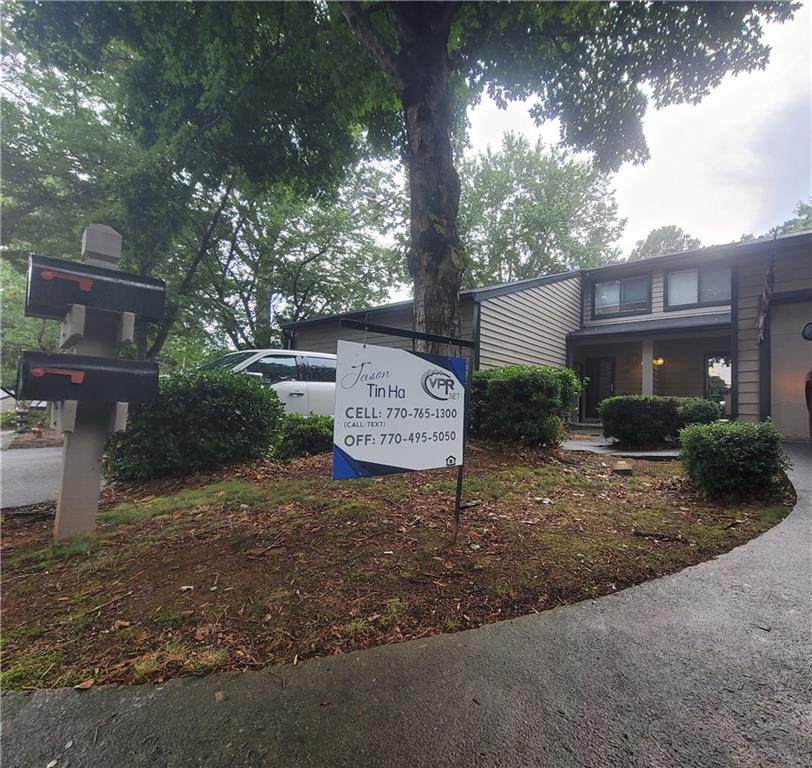 5005 Gardenia Circle - Photo 1