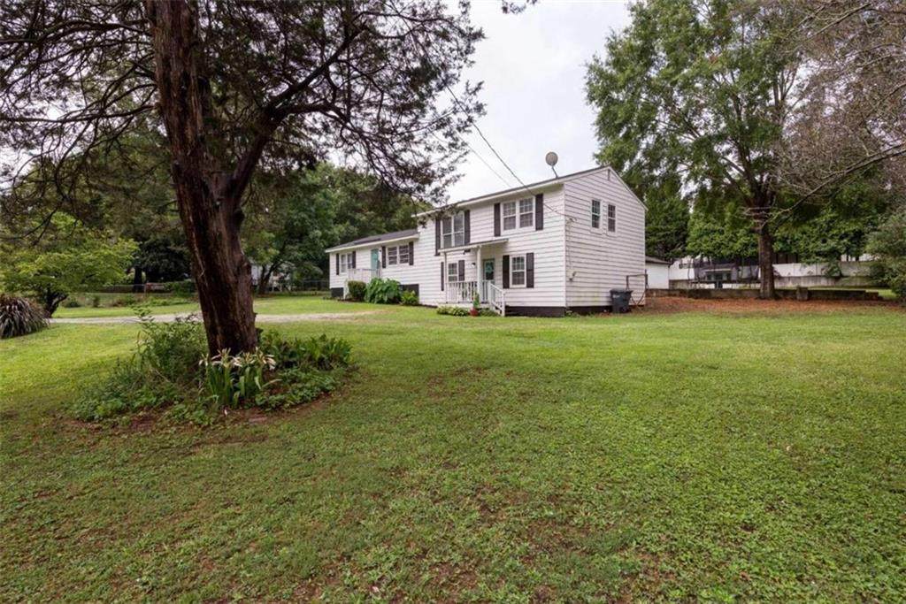650 Lee Byrd - Photo 1