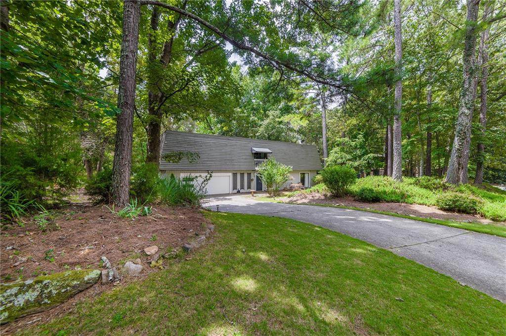2125 Six Branches Dr - Photo 1