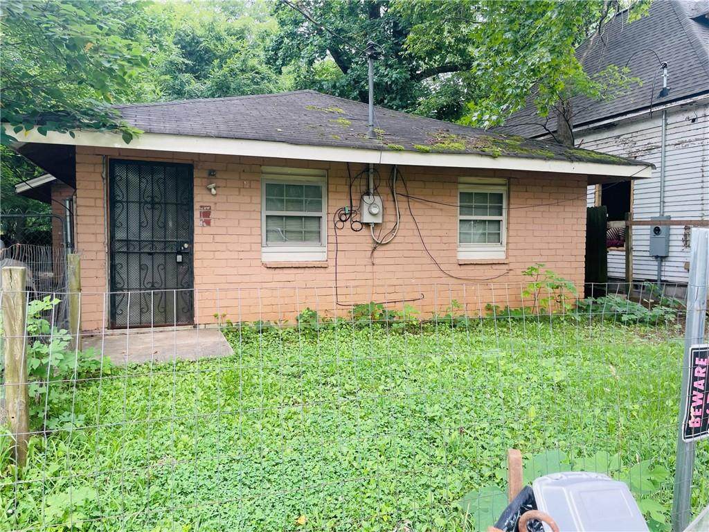 1036 Linam Avenue - Photo 1