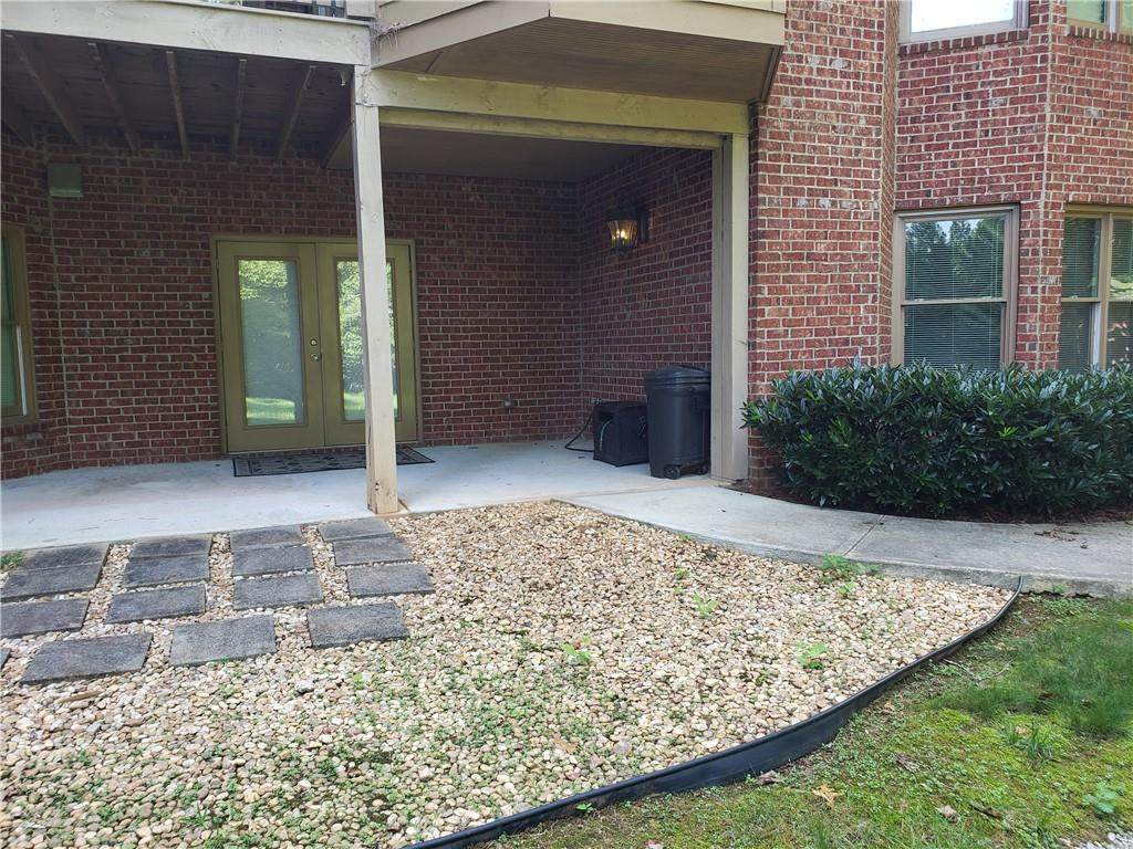 2050 Oak Grove Road - Photo 1