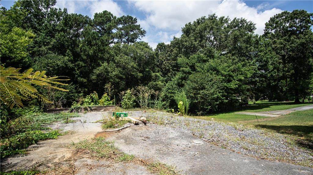104 Crestmont Drive - Photo 1