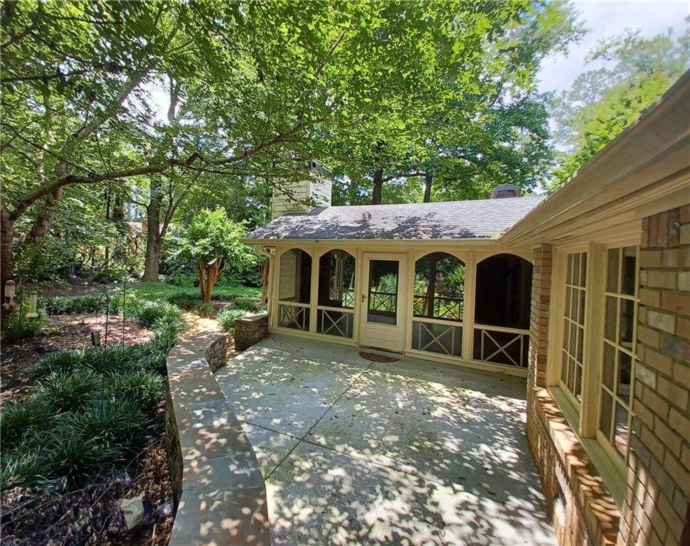 2113 Luray Court - Photo 1