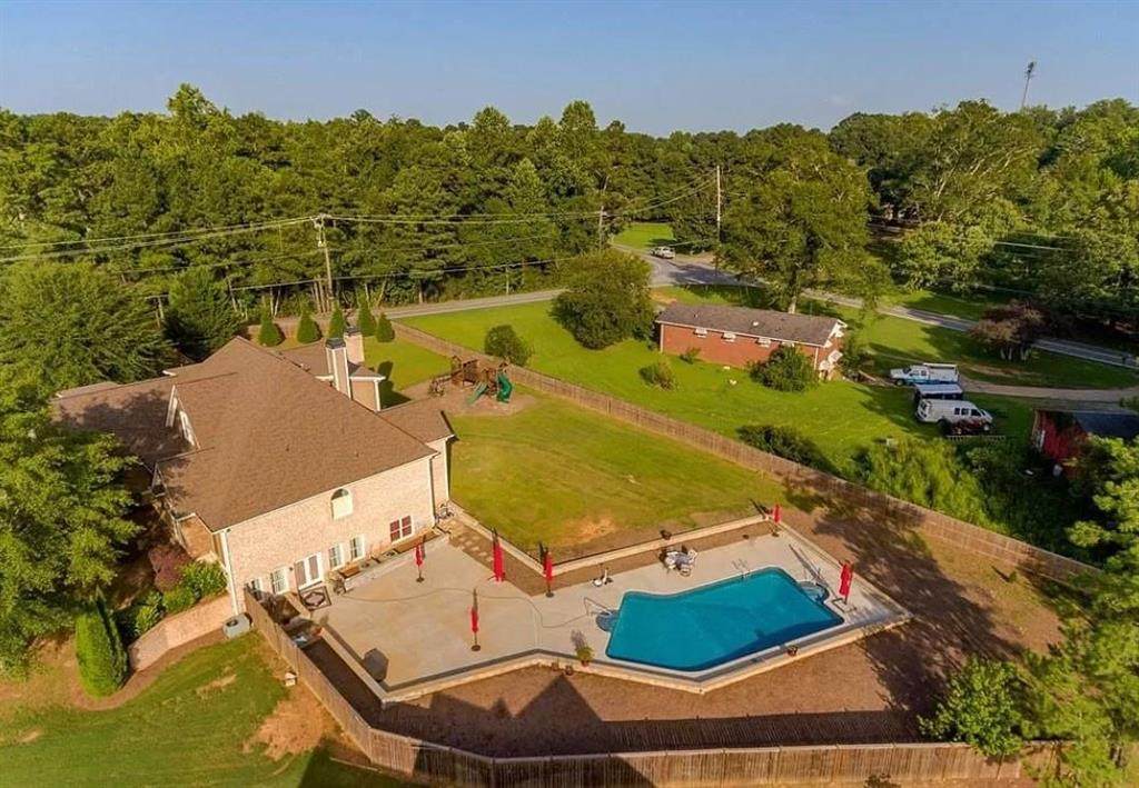 101 Lenore Court - Photo 1