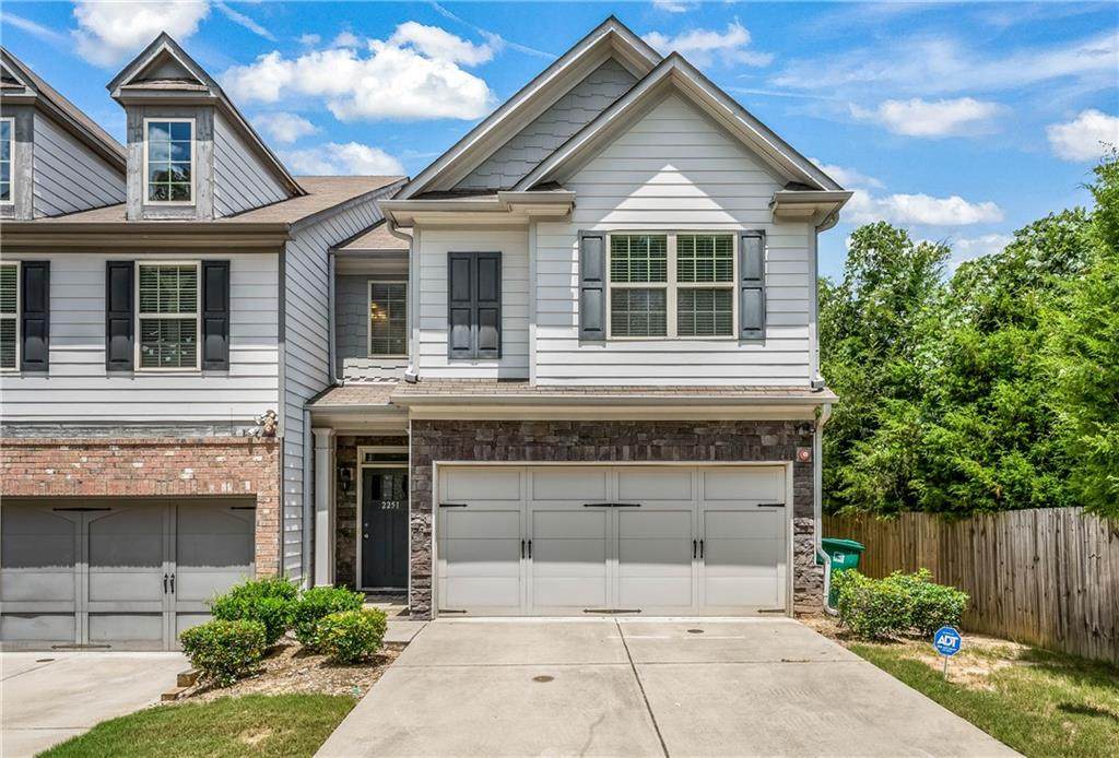 2251 Knoxhill View - Photo 1
