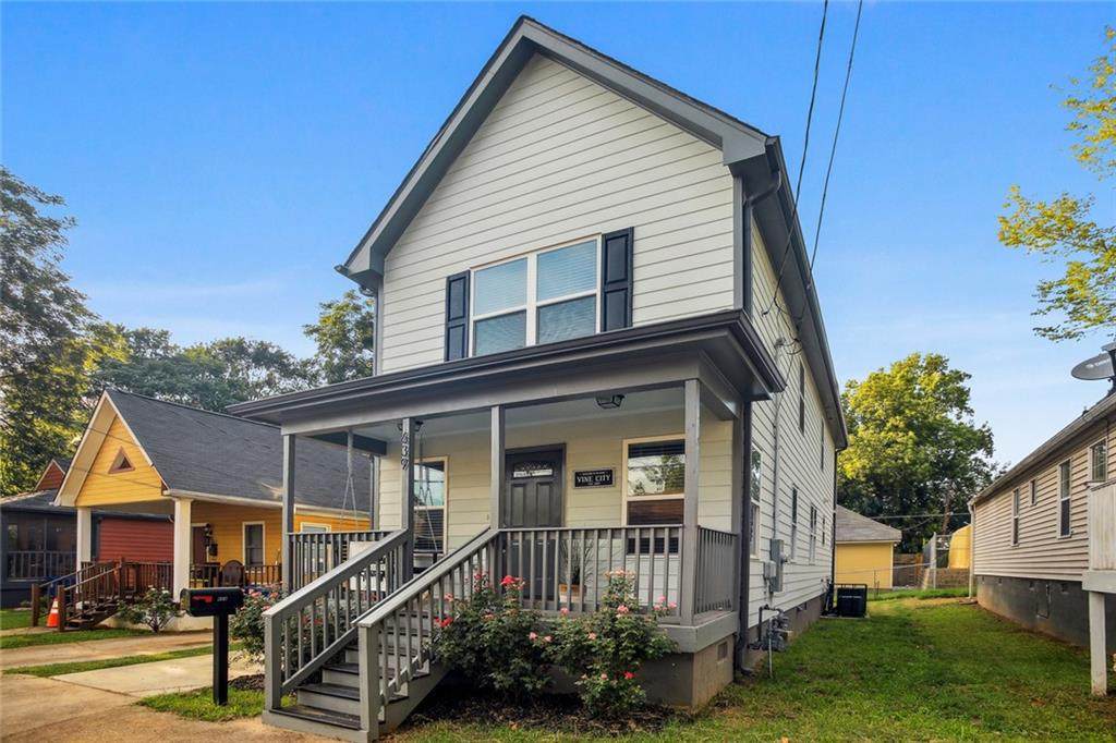 639 Lester Street - Photo 1