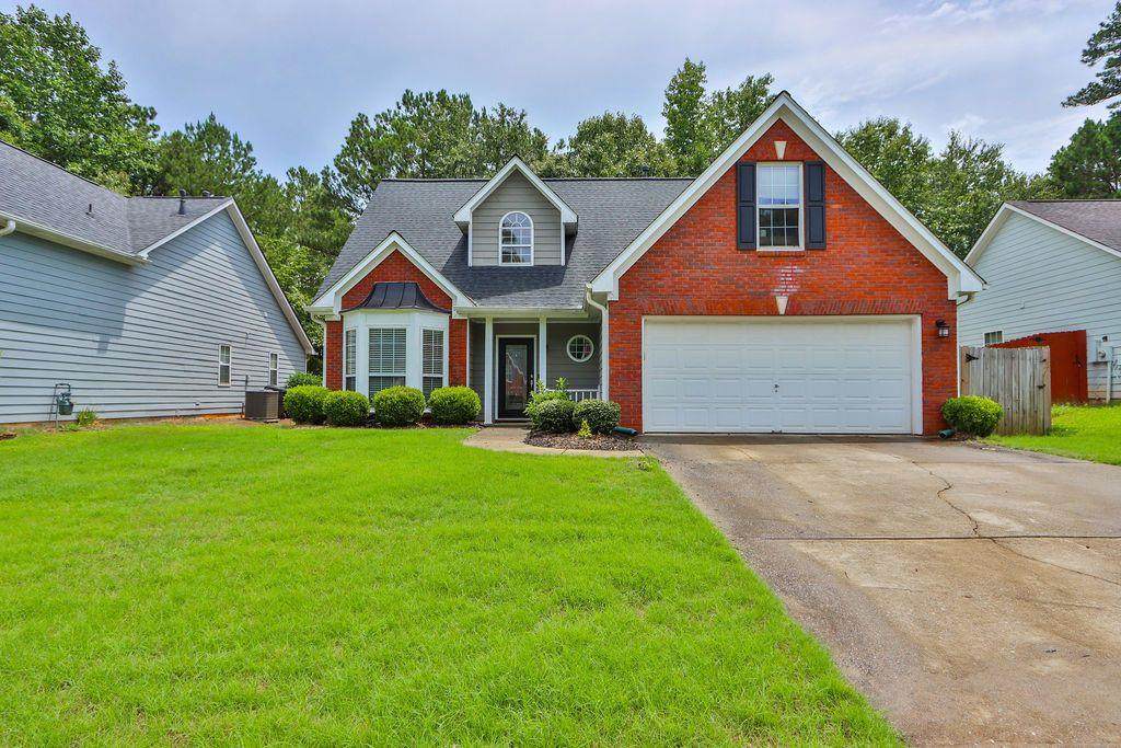 640 Peachtree Trails Drive - Photo 1