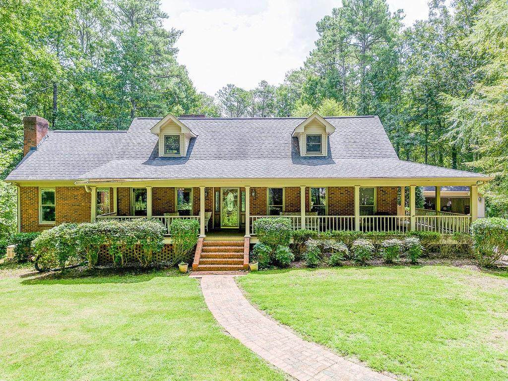 5965 South Avenue - Photo 1