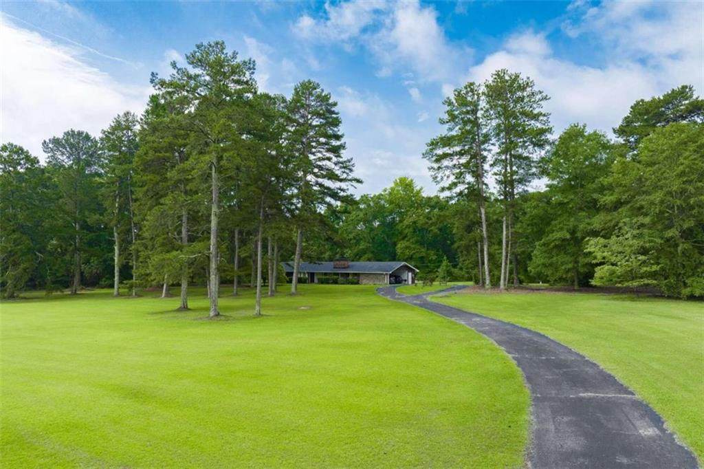 1809 Hog Mountain Road - Photo 1