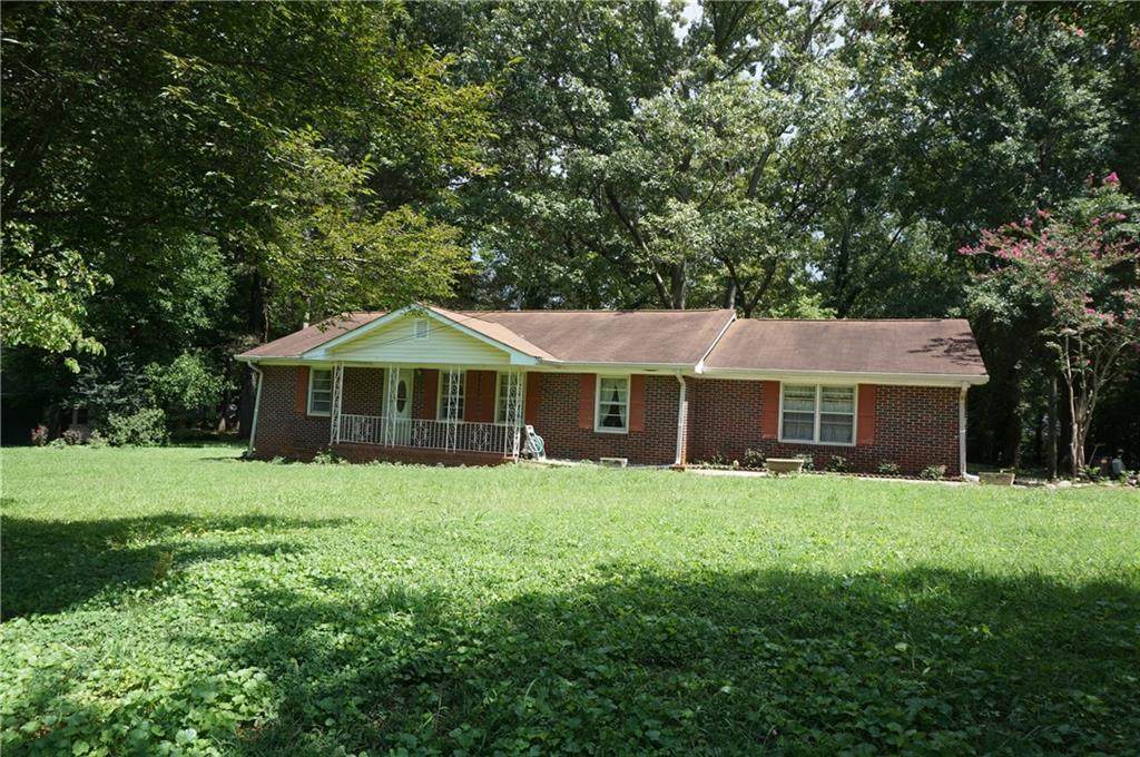 1199 Pine Thicket Drive - Photo 1