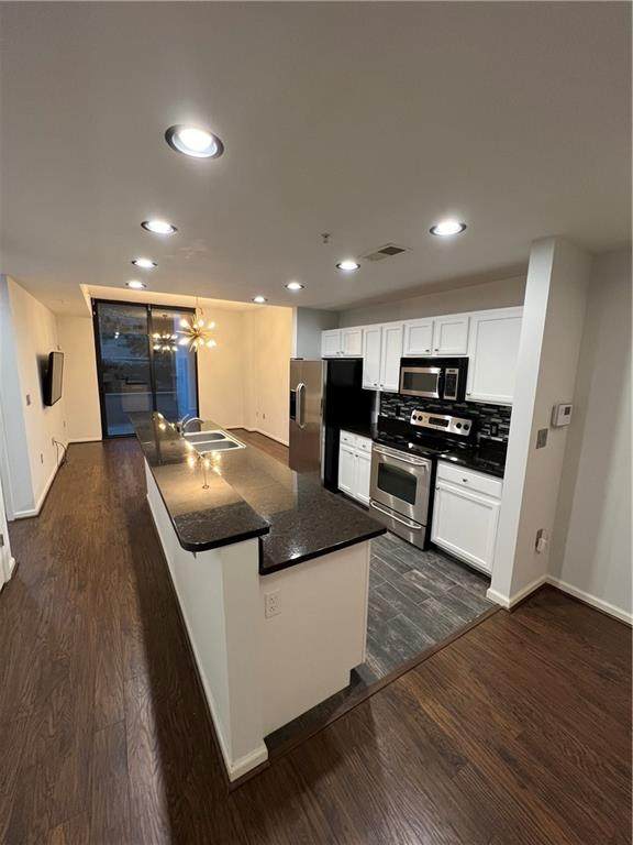 3040 Peachtree Road - Photo 1