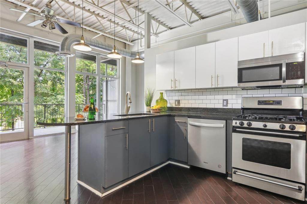 5200 Peachtree Road - Photo 1