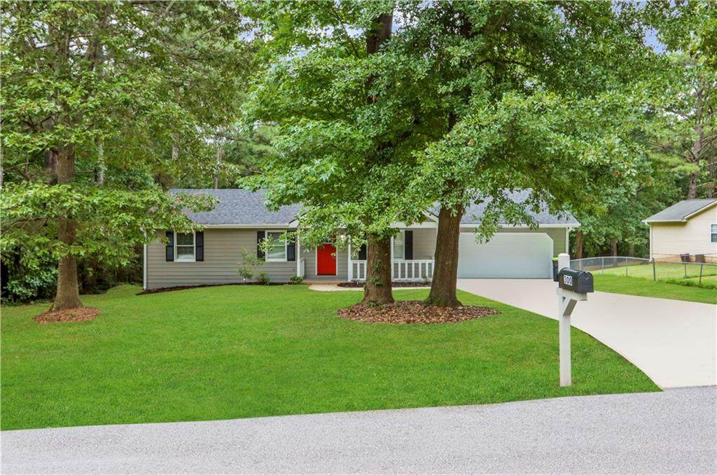 300 Country Woods Drive - Photo 1