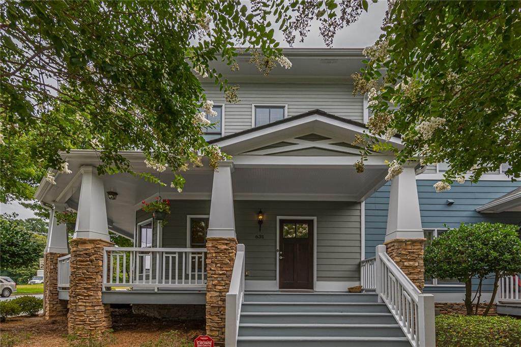 631 Chestnut Street - Photo 1