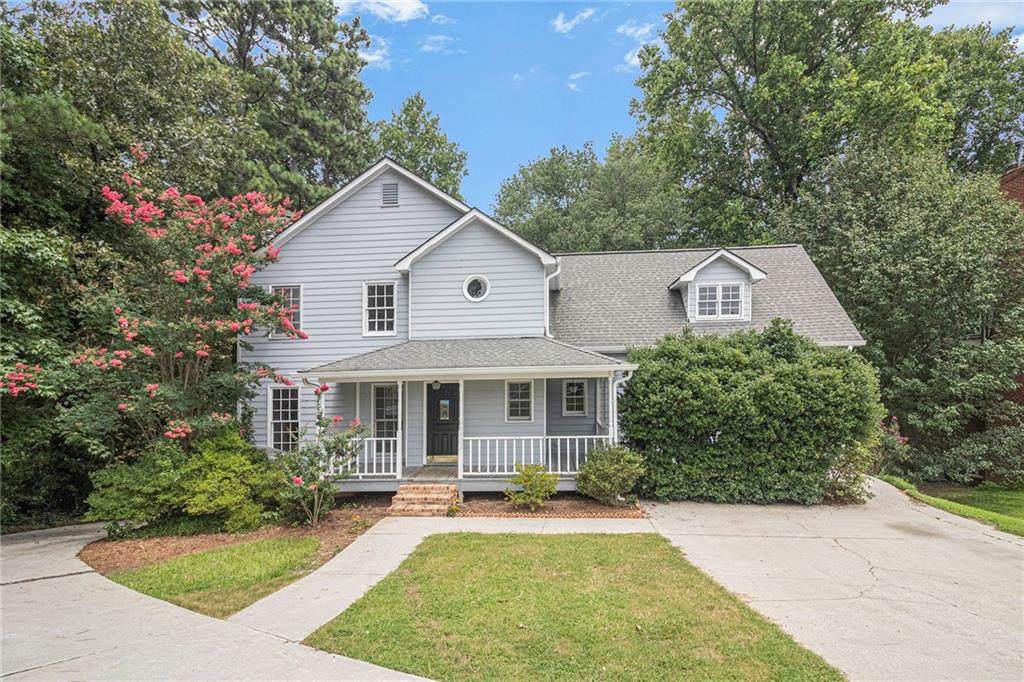 3206 Classic Drive - Photo 1
