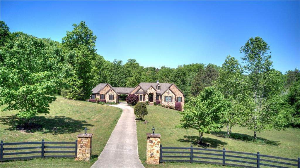 565 Aspen Way - Photo 1