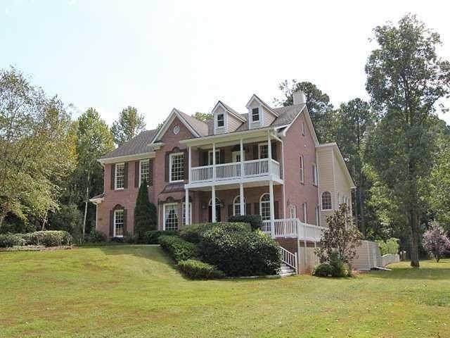 4689 Dunwoody Club Drive - Photo 1
