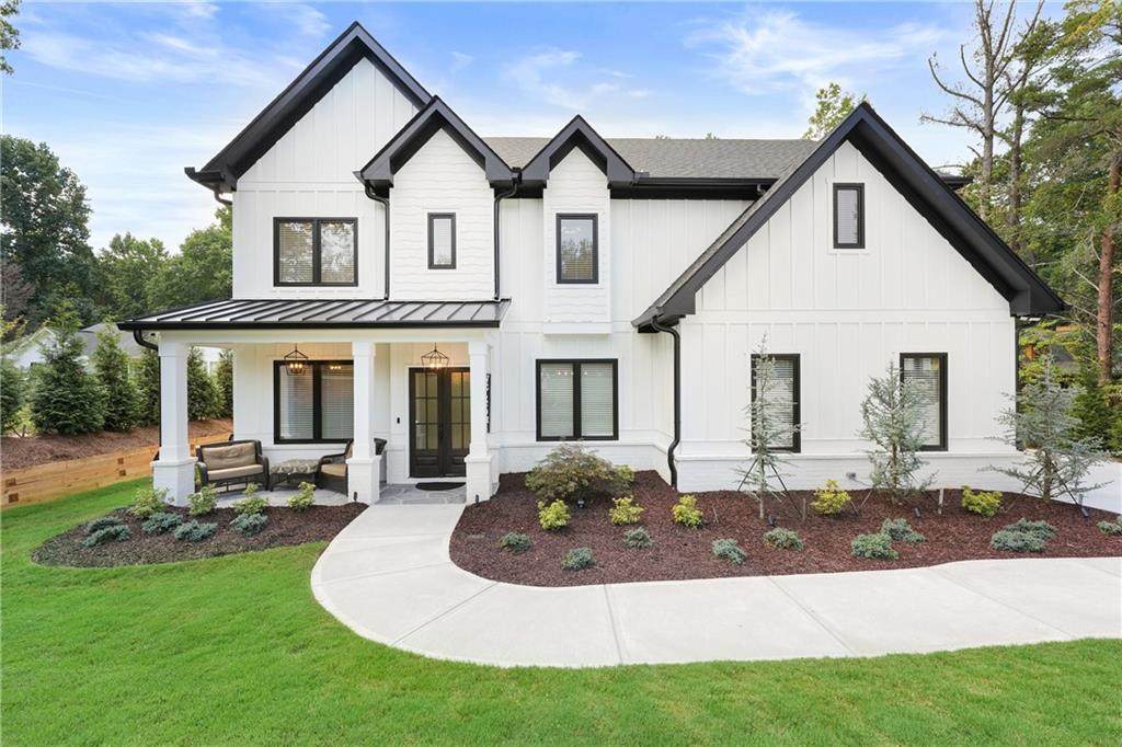 5578 Lakeshore Road - Photo 1