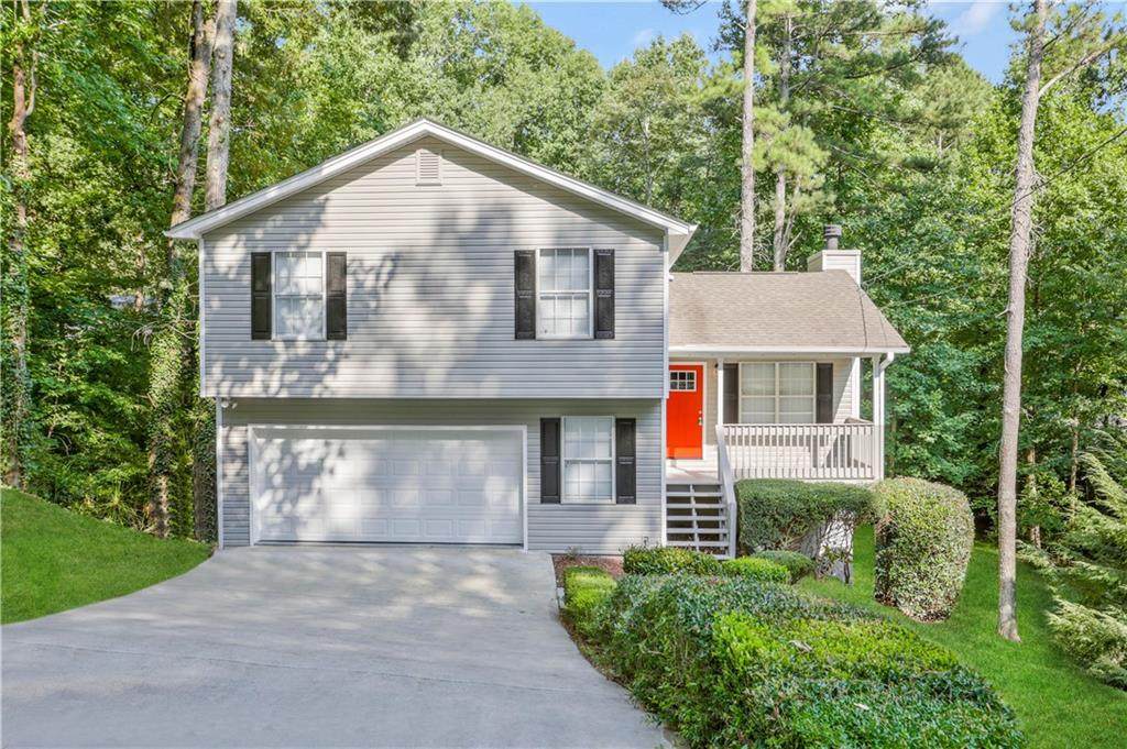 592 Michael Court - Photo 1