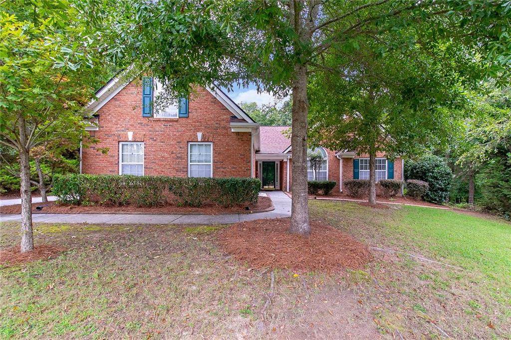 402 Arbor Circle - Photo 1