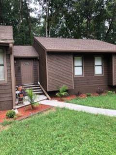 142 Lester Woods Ct - Photo 1
