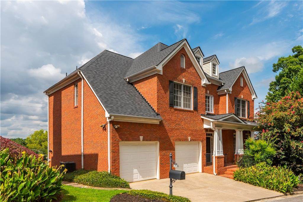 1730 Summit Glen Lane - Photo 1