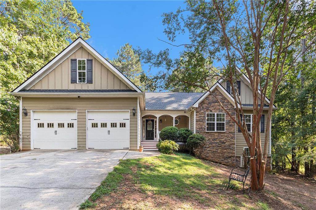 1766 Colonial South Drive - Photo 1