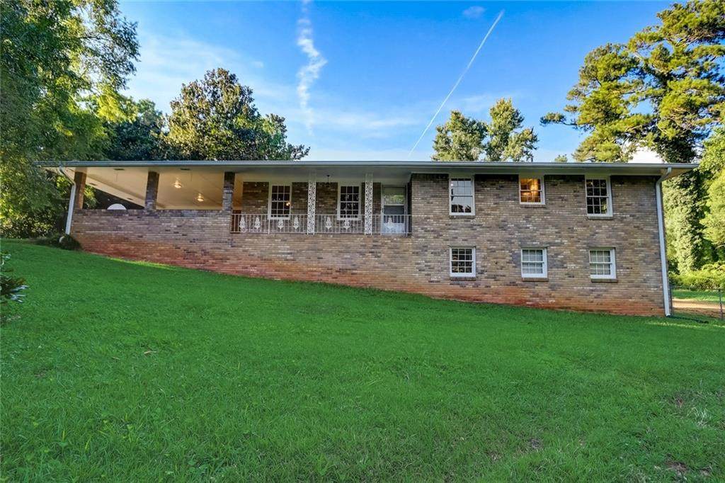1765 Agnes Street - Photo 1