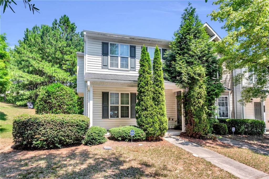 736 Crestwell Circle Sw - Photo 1