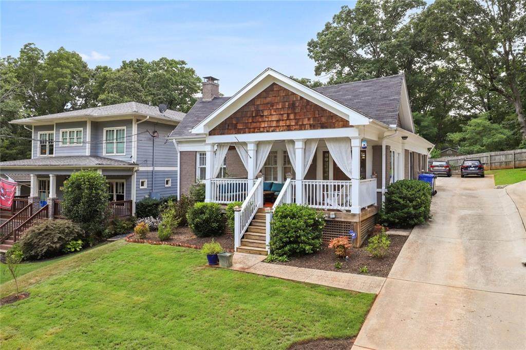 2286 Oakview Road - Photo 1