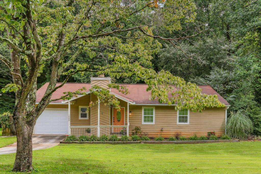 1466 Cobb Branch Drive - Photo 1